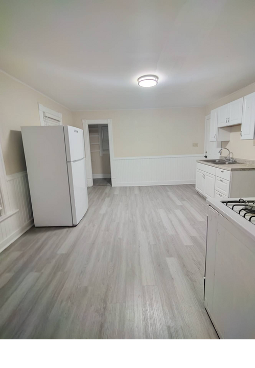 2753 N Holton St in Milwaukee, WI - Building Photo