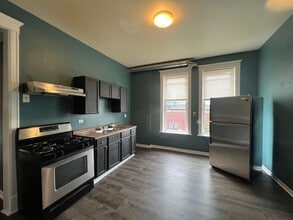 2356 S Drake Ave in Chicago, IL - Building Photo - Building Photo