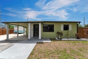 2730 NE 16th Ave in Pompano Beach, FL - Building Photo