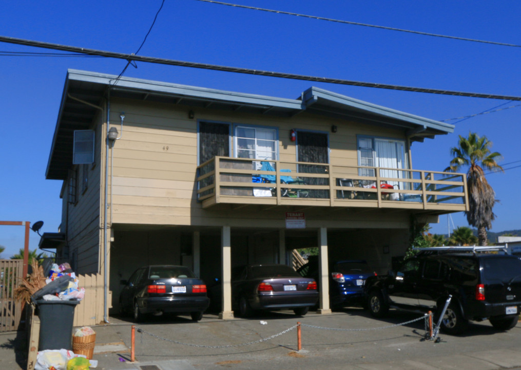 49 Harbor St in San Rafael, CA - Building Photo