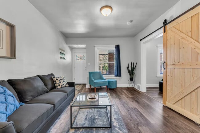 property at 1817 Mayview Ave