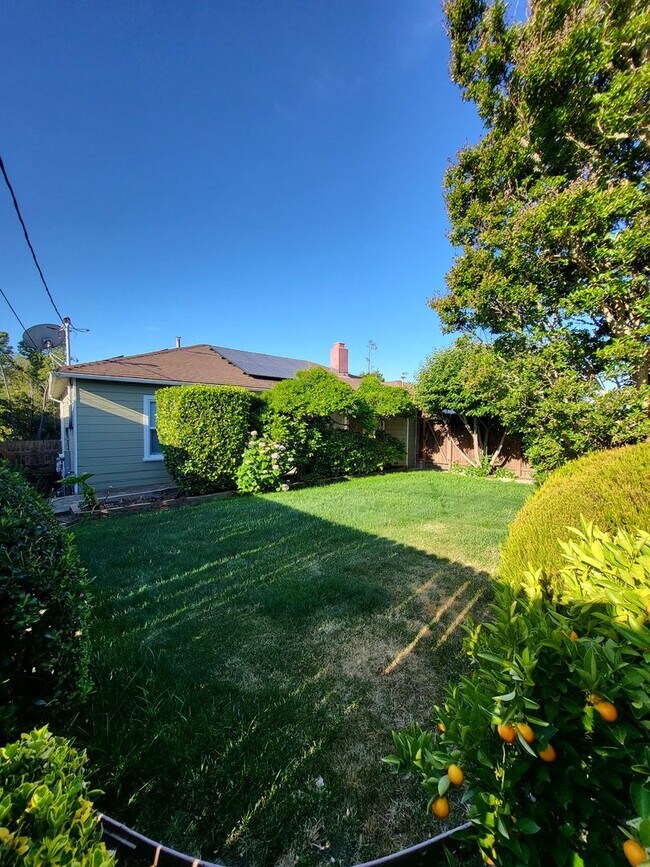 814 Marin Rd in El Sobrante, CA - Building Photo - Building Photo