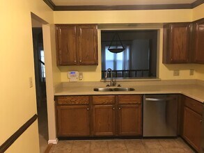 4318 Manchester Ln in Chesapeake, VA - Building Photo - Building Photo