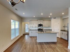 5080 Mountain Springs Rd in Nashville, TN - Building Photo - Building Photo