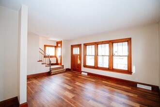 513 Hampton Ave in Toledo, OH - Building Photo - Building Photo