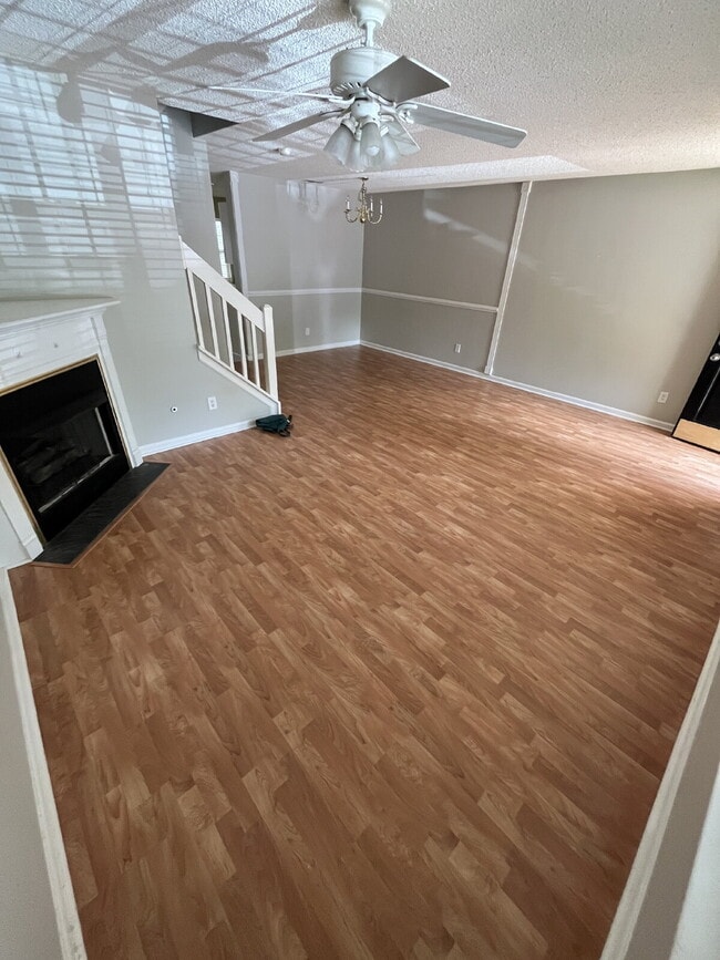 24 Sidney Marie Ct in Greensboro, NC - Building Photo - Building Photo