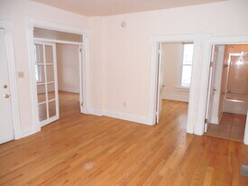 1407 7th Ave, Unit 1 down in Rockford, IL - Building Photo