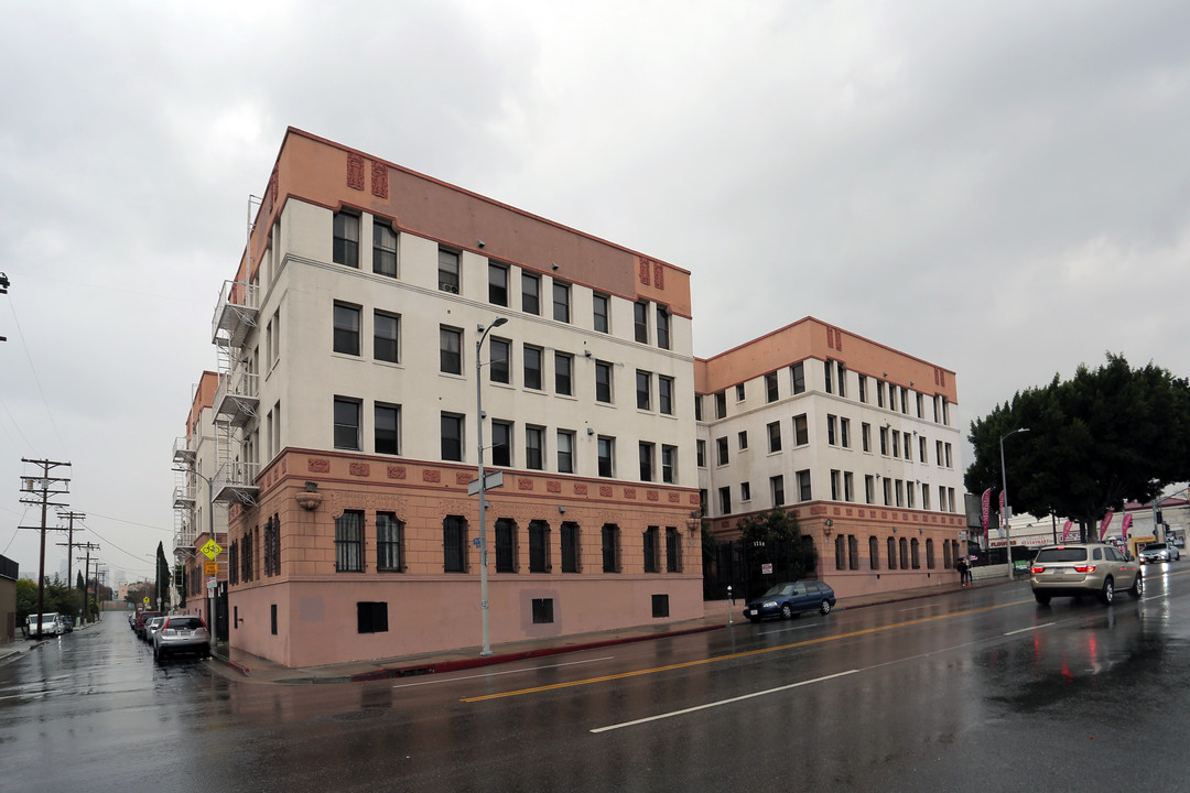 Tuelyn Terrace Apartments in Los Angeles, CA - Foto de edificio