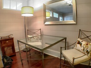 251 Meeting St in Charleston, SC - Building Photo - Building Photo