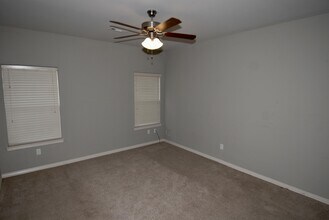 554 N Keats Dr in Fayetteville, AR - Building Photo - Building Photo