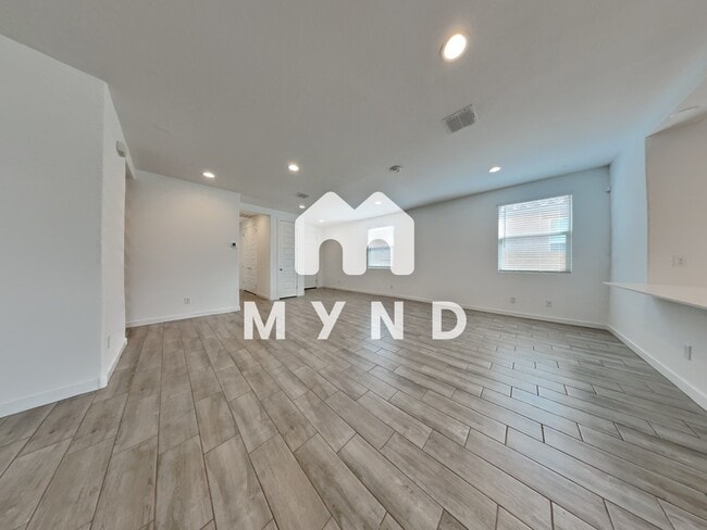 9513 W Turney Ave in Phoenix, AZ - Building Photo - Building Photo