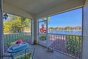 3695 Island Club Dr, Unit 3663-08 in North Port, FL - Building Photo