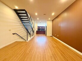 449 Monroe Ave in Memphis, TN - Building Photo