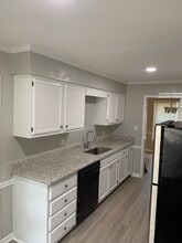 130 Wythe Cir in Raleigh, NC - Foto de edificio - Building Photo