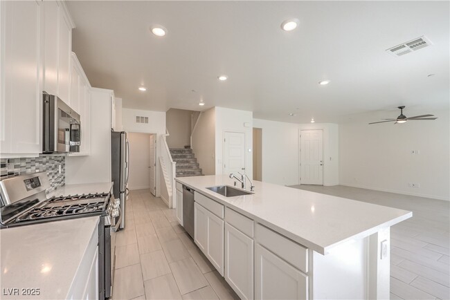 property at 219 Cordelia Cove Ave