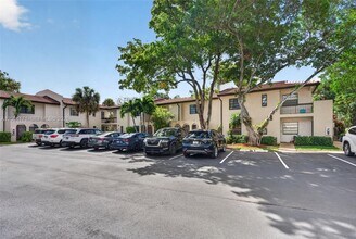21810 Cypress Cir in Boca Raton, FL - Building Photo - Building Photo