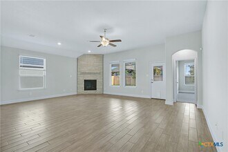 2244 Meadow Way St in New Braunfels, TX - Building Photo - Building Photo