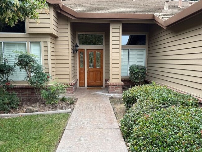 685 Hillcrest Cir in Vacaville, CA - Building Photo - Building Photo