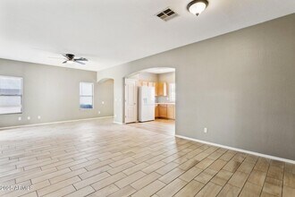 7930 W Chickasaw St in Phoenix, AZ - Building Photo - Building Photo