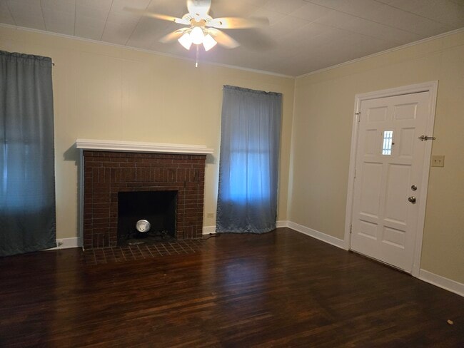 1934 McKinley Ave, Unit A in San Antonio, TX - Building Photo - Building Photo