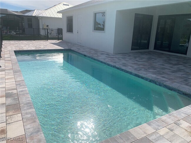 3614 SW 3rd St in Cape Coral, FL - Building Photo - Building Photo