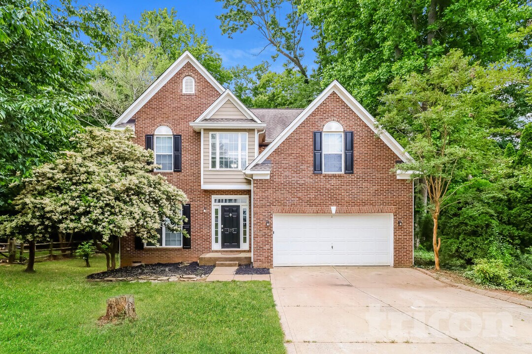 175 Walmsley Pl in Mooresville, NC - Building Photo