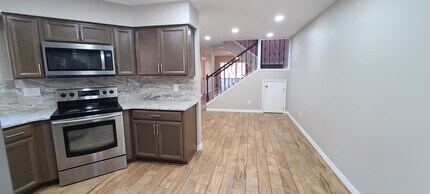 816 Brimfield Ct in Port Orange, FL - Building Photo - Building Photo