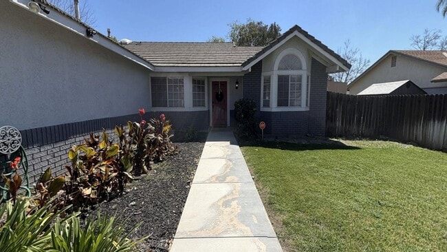 1562 Campus Ave in Redlands, CA - Building Photo - Building Photo