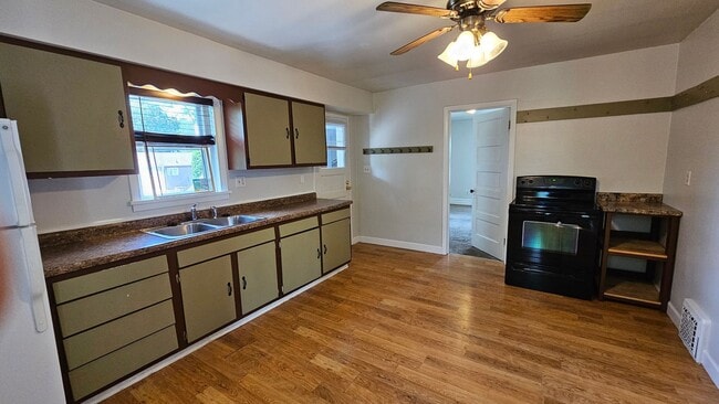 316 S 7th Ave in Wausau, WI - Building Photo - Building Photo