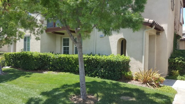 27447 Coldwater Dr in Santa Clarita, CA - Building Photo - Building Photo