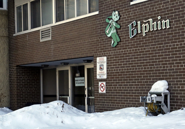 Elphin Apartments in Ottawa, ON - Building Photo - Building Photo