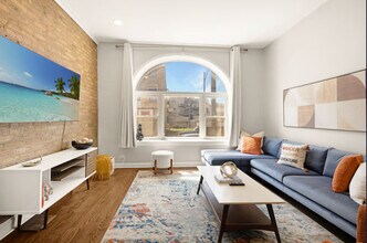 1727 N Clybourn Ave in Chicago, IL - Foto de edificio - Building Photo