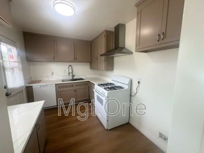 property at 12821 16th St