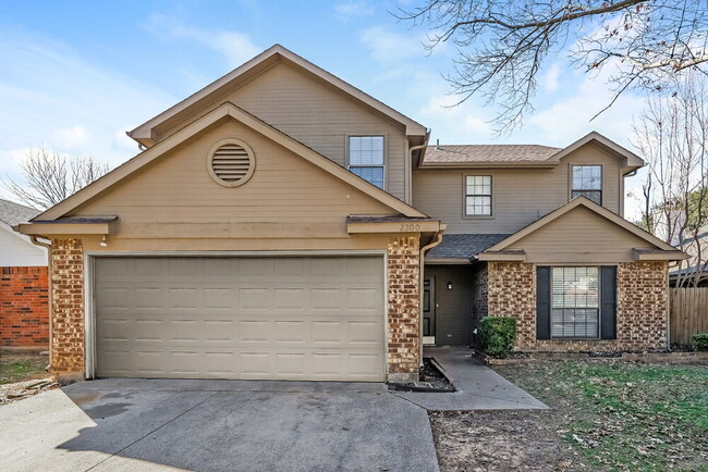 property at 2200 Wembley Downs Dr