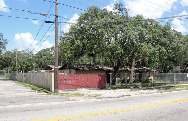 11723 N 15th St in Tampa, FL - Building Photo - Building Photo