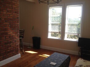 30 Circuit St, Unit 303 in Boston, MA - Building Photo - Building Photo