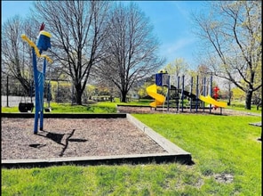 1463 Mercury Dr in Schaumburg, IL - Building Photo - Building Photo
