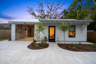 581 Hazel St in St. Augustine, FL - Building Photo - Building Photo
