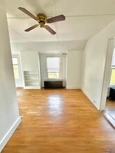 7 High St in Lisbon, ME - Building Photo - Building Photo