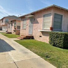 1709 S Redondo Blvd in Los Angeles, CA - Building Photo - Building Photo
