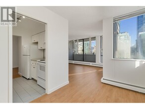 1127-1127 Barclay St in Vancouver, BC - Building Photo - Building Photo