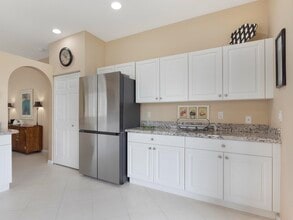 8125 Brindisi Ln in Boynton Beach, FL - Building Photo - Building Photo