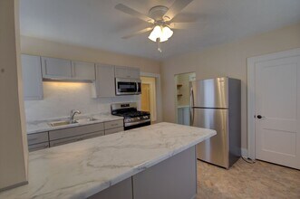 109 2nd Ave W in Milan, IL - Building Photo - Building Photo