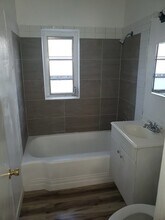 1937 Madison St, Unit 2 in Hollywood, FL - Foto de edificio - Building Photo