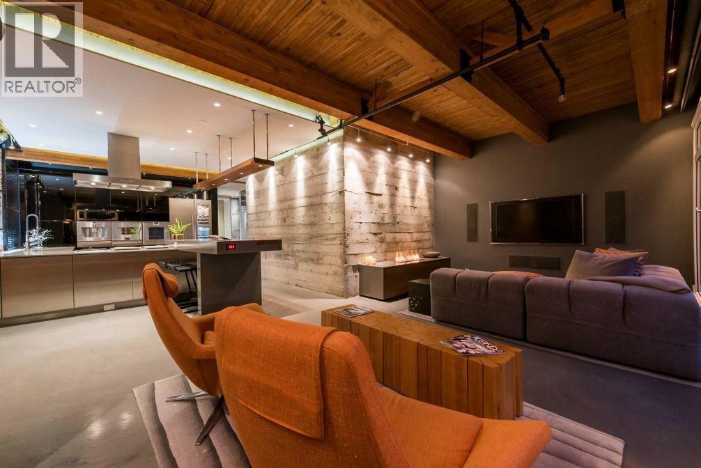 1155 Mainland St in Vancouver, BC - Building Photo