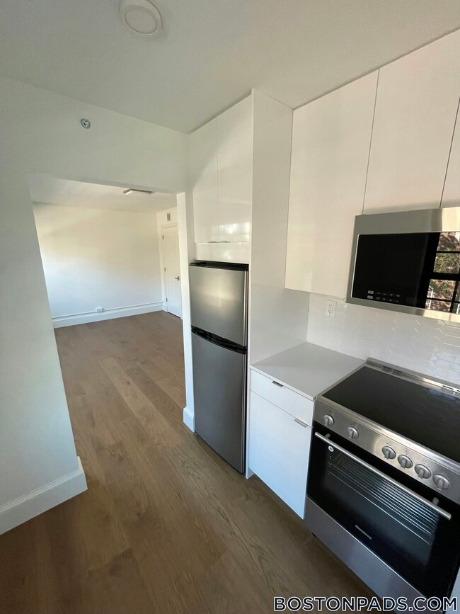 1200 Massachusetts Ave