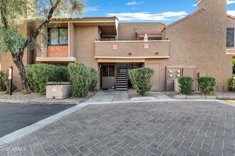 5122 E Shea Blvd, Unit 1128 in Scottsdale, AZ - Building Photo - Building Photo