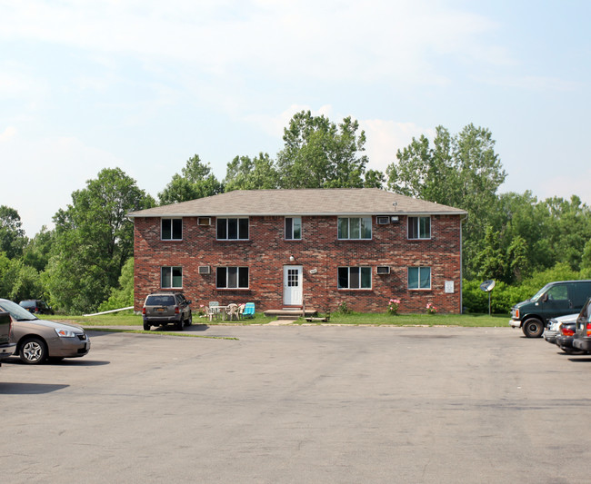 808-848 French Rd in Cheektowaga, NY - Building Photo - Building Photo