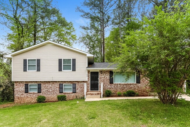property at 446 Wexwood Dr