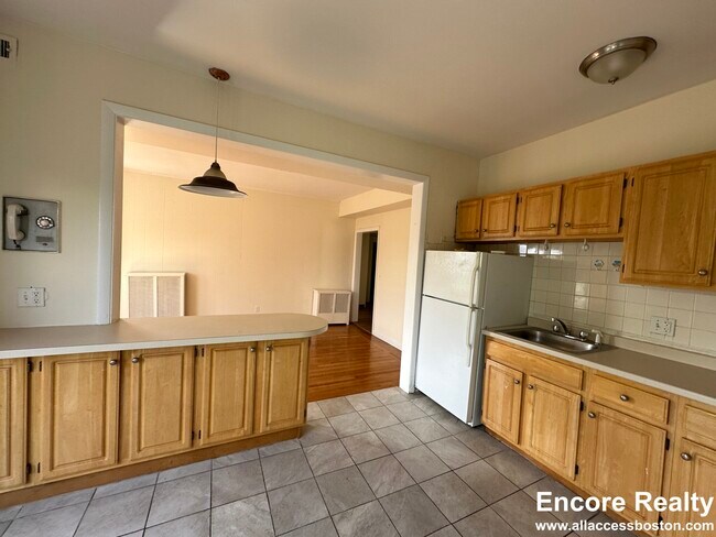 30 Fordham Rd, Unit #7 in Boston, MA - Building Photo - Building Photo